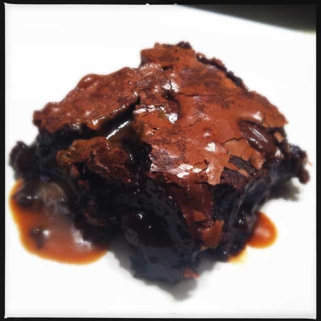 Brownie met karamel